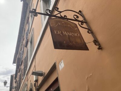 Roma - Egy mellékutcában akadtam egy kis kőfaragó műhelyre